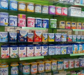 Farmacia Las Chafiras productos de alimentación para bebés