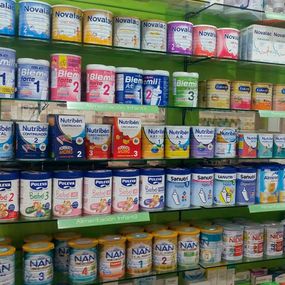 Farmacia Las Chafiras productos de alimentación para bebés